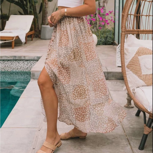 Nala Slit maxi skirt - Picture 2 of 7